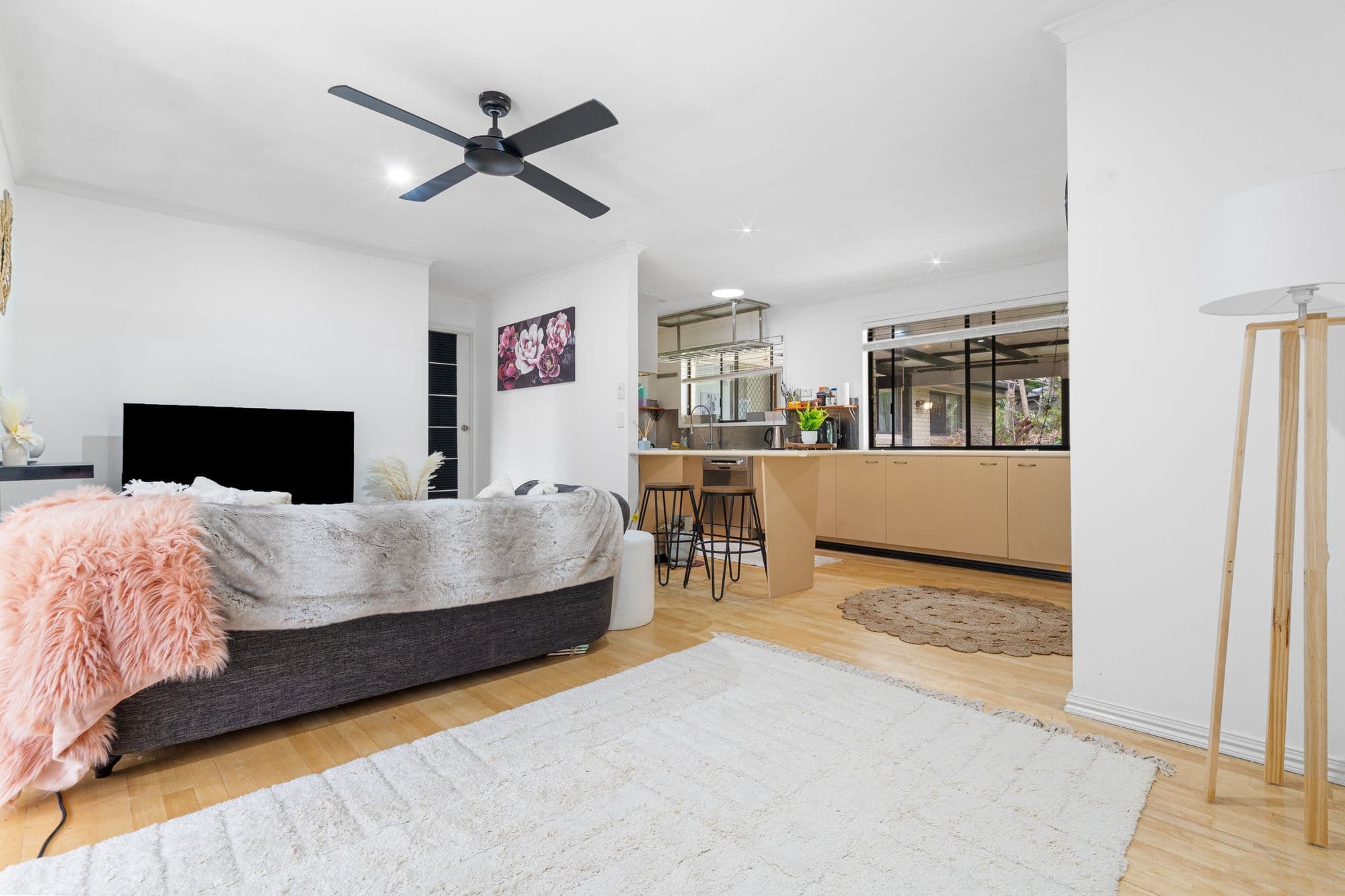 29 Linning Street, Mount Warren Park QLD 4207, Mount Warren Park - Thumbnail 5