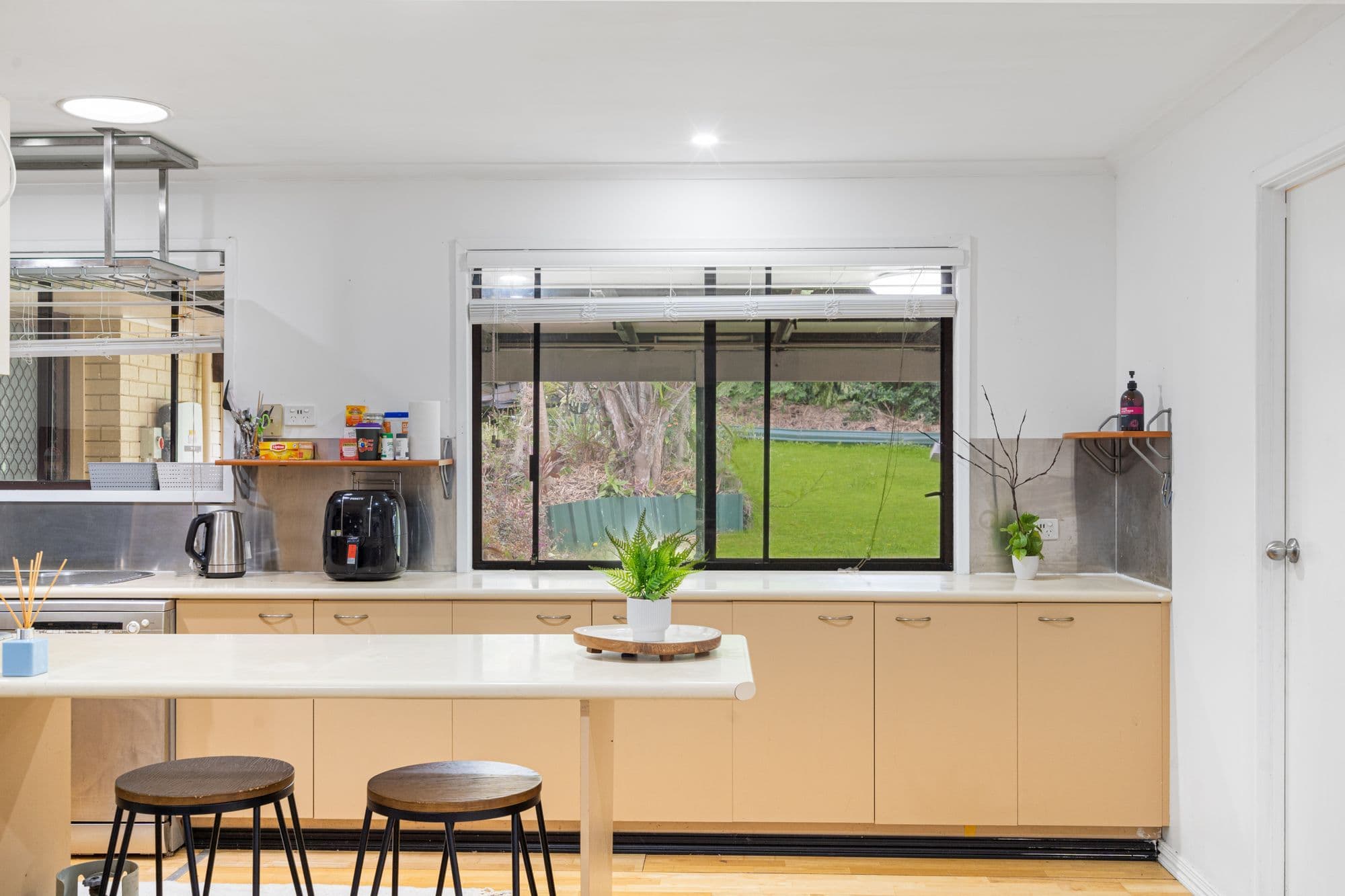 29 Linning Street, Mount Warren Park QLD 4207, Mount Warren Park - Thumbnail 8