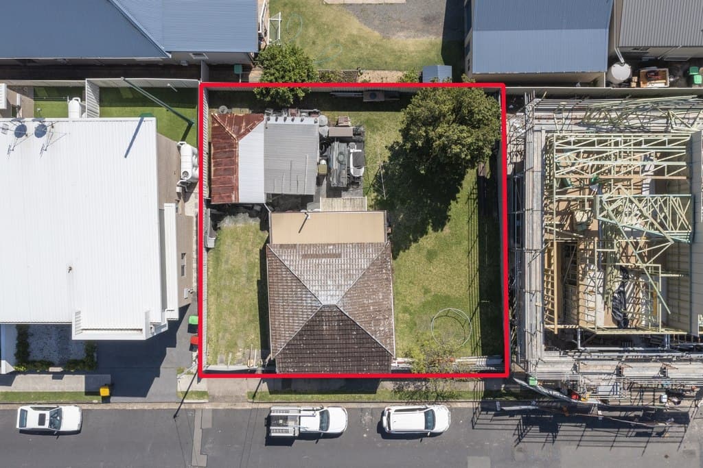 60 Victoria Street, Adamstown - Image 1