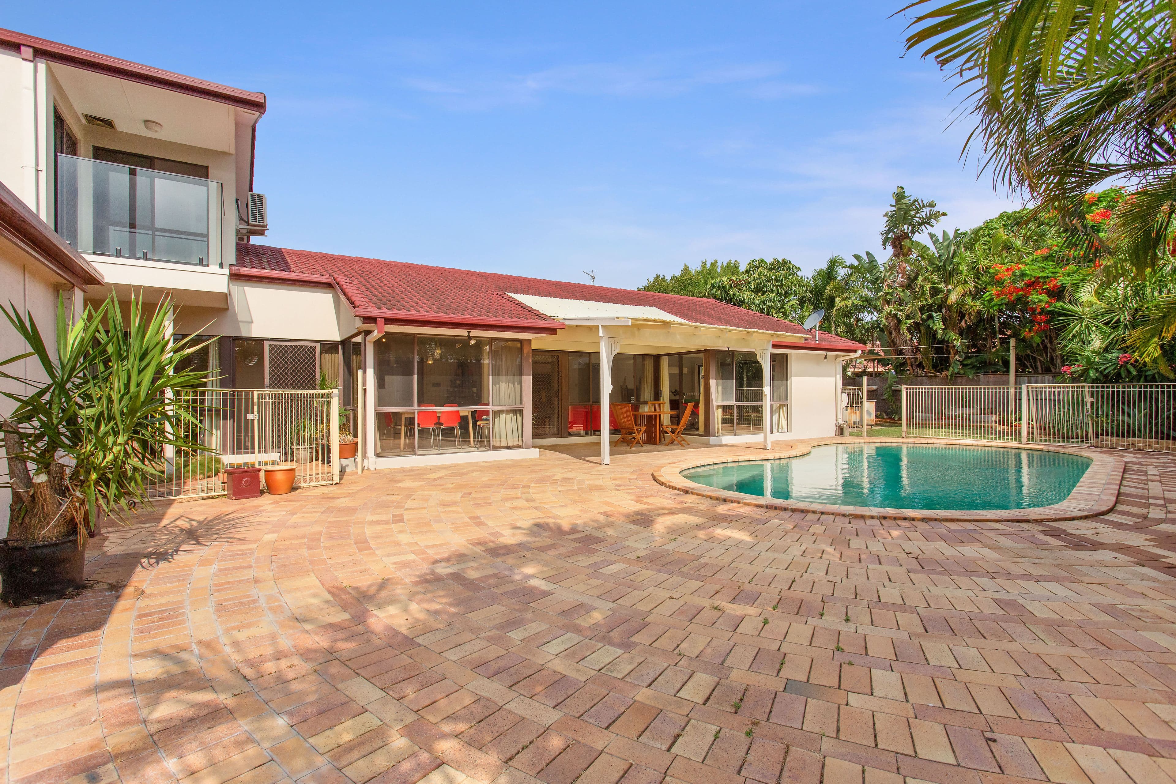 14 Karabella Court, Mermaid Waters QLD 4218, Mermaid Waters - Thumbnail 2
