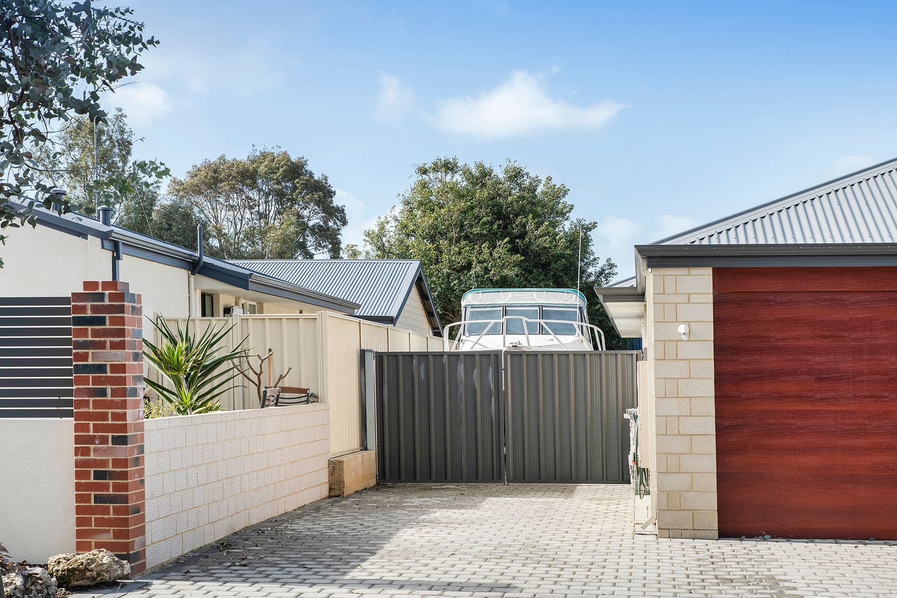 15 Amberley Loop, Dunsborough WA 6281, Dunsborough - Thumbnail 2