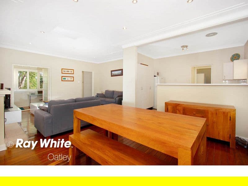 7 Ballantyne Road, MORTDALE NSW 2223, Mortdale - Thumbnail 4