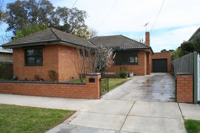 29 Heytesbury Street, HERNE HILL VIC 3218, Herne Hill - Thumbnail 2
