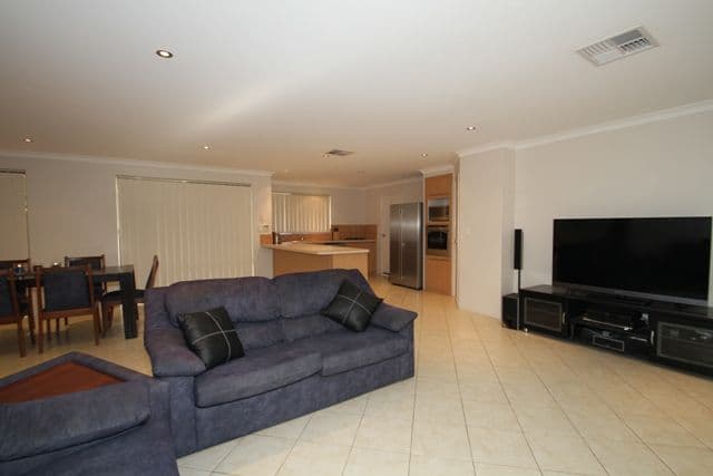 14 Thompson Terrace, BERTRAM WA 6167, Bertram - Thumbnail 3