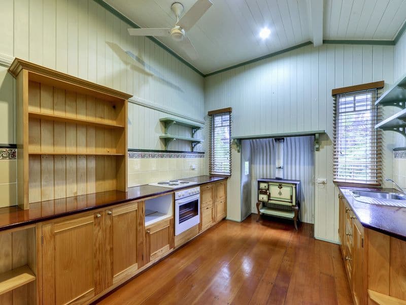 10 Deviney Street, MORNINGSIDE QLD 4170, Morningside - Thumbnail 3