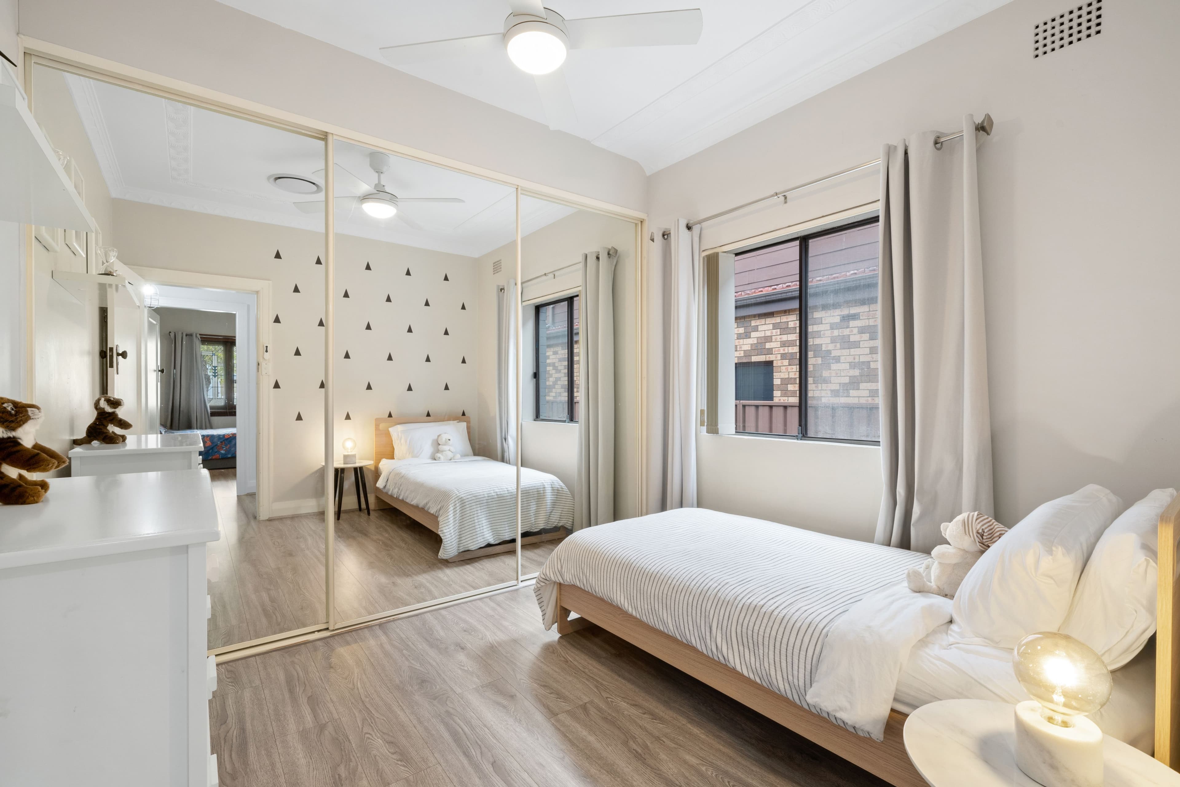 7 Tasker Avenue, Clemton Park NSW 2206, Clemton Park - Thumbnail 4