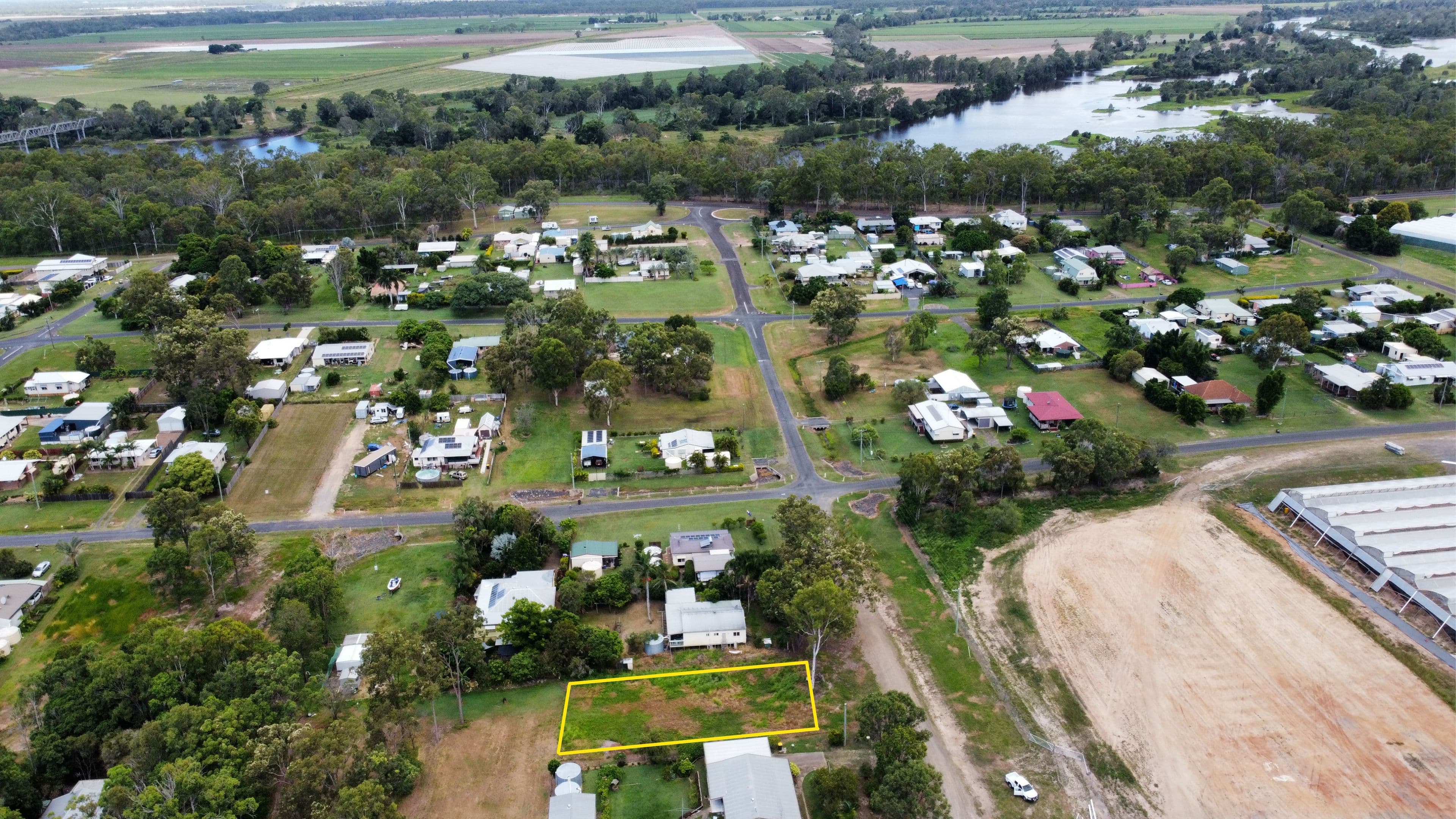 22 Musgrave Street, Avondale QLD 4670, Avondale - Thumbnail 2