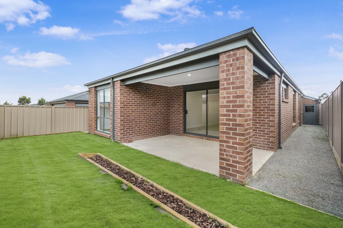 12 Talbot Drive, Pakenham VIC 3810, Pakenham - Thumbnail 8