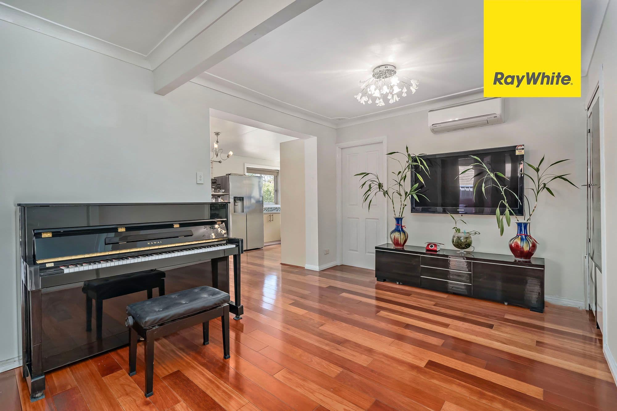 19 Eric Crescent, Lidcombe NSW 2141, Lidcombe - Thumbnail 3