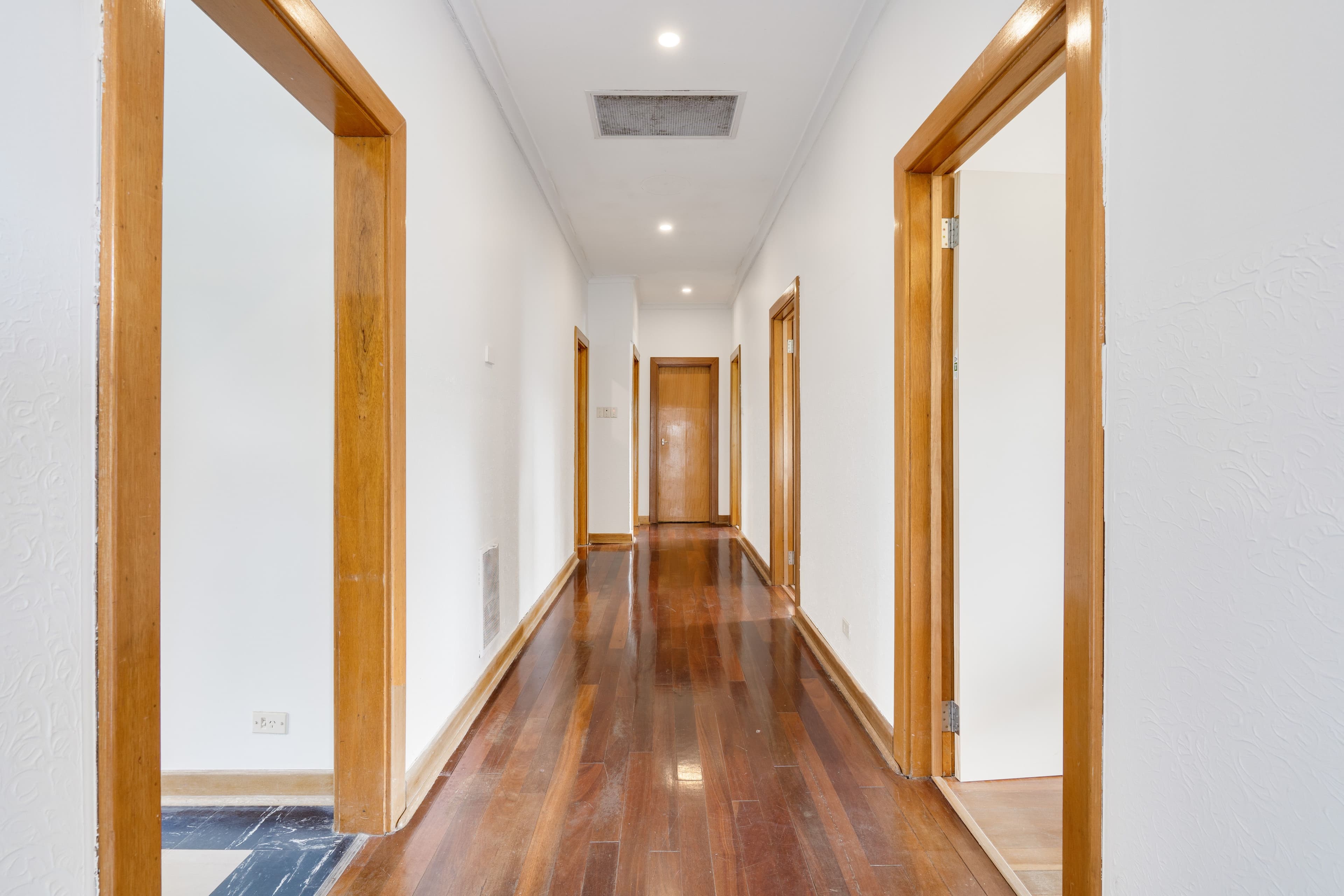 93 Lyons Road, Windsor Gardens SA 5087, Windsor Gardens - Thumbnail 2