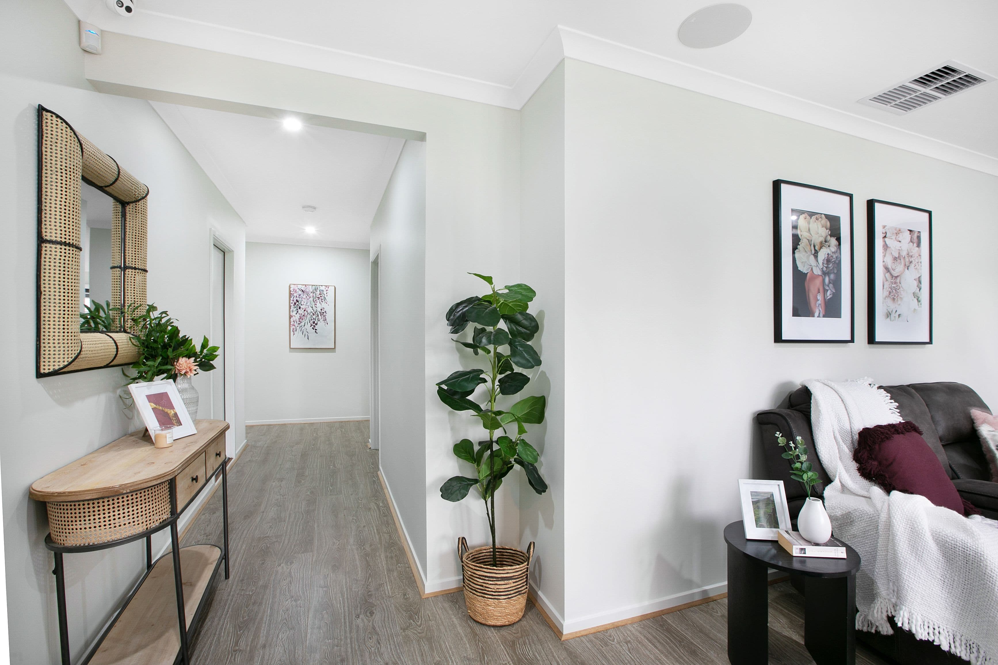 87 Ellscott Boulevard, Mickleham VIC 3064, Mickleham - Thumbnail 3