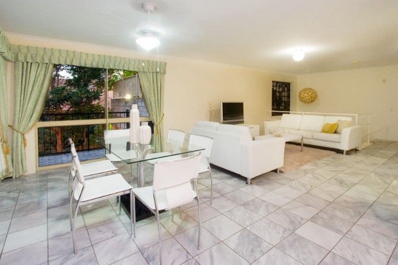 50 Swann Road, TARINGA QLD 4068, Taringa - Thumbnail 3
