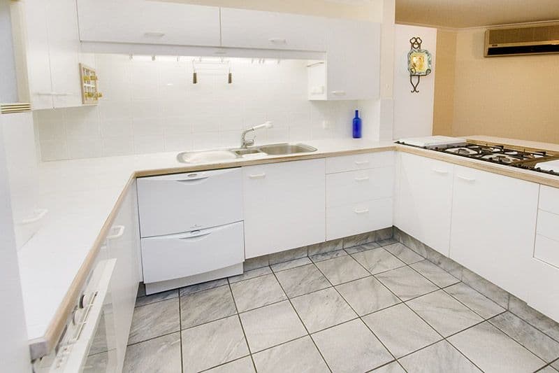 50 Swann Road, TARINGA QLD 4068, Taringa - Thumbnail 4
