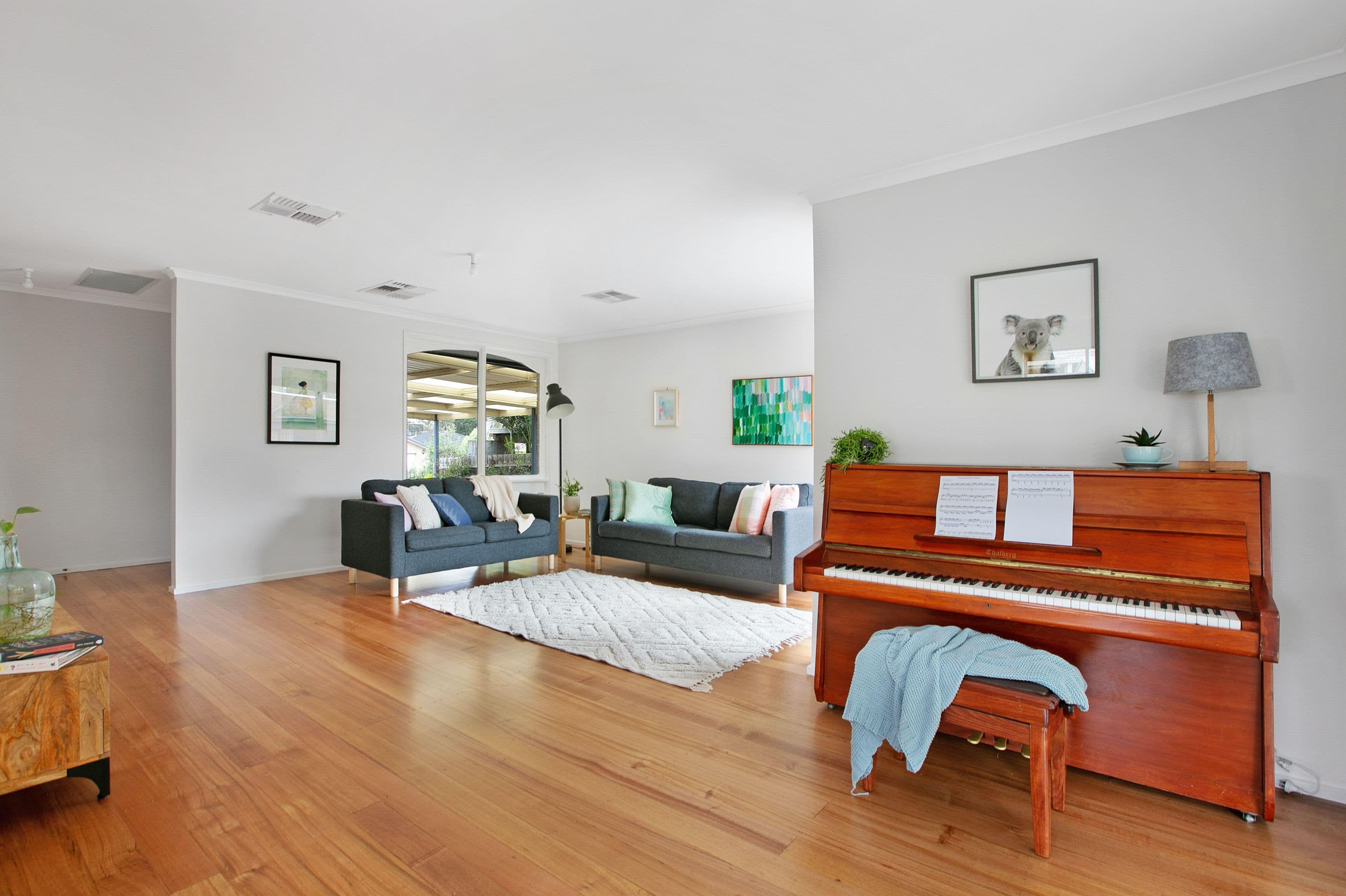 51 Huntington Drive, Hampton Park VIC 3976, Hampton Park - Thumbnail 2