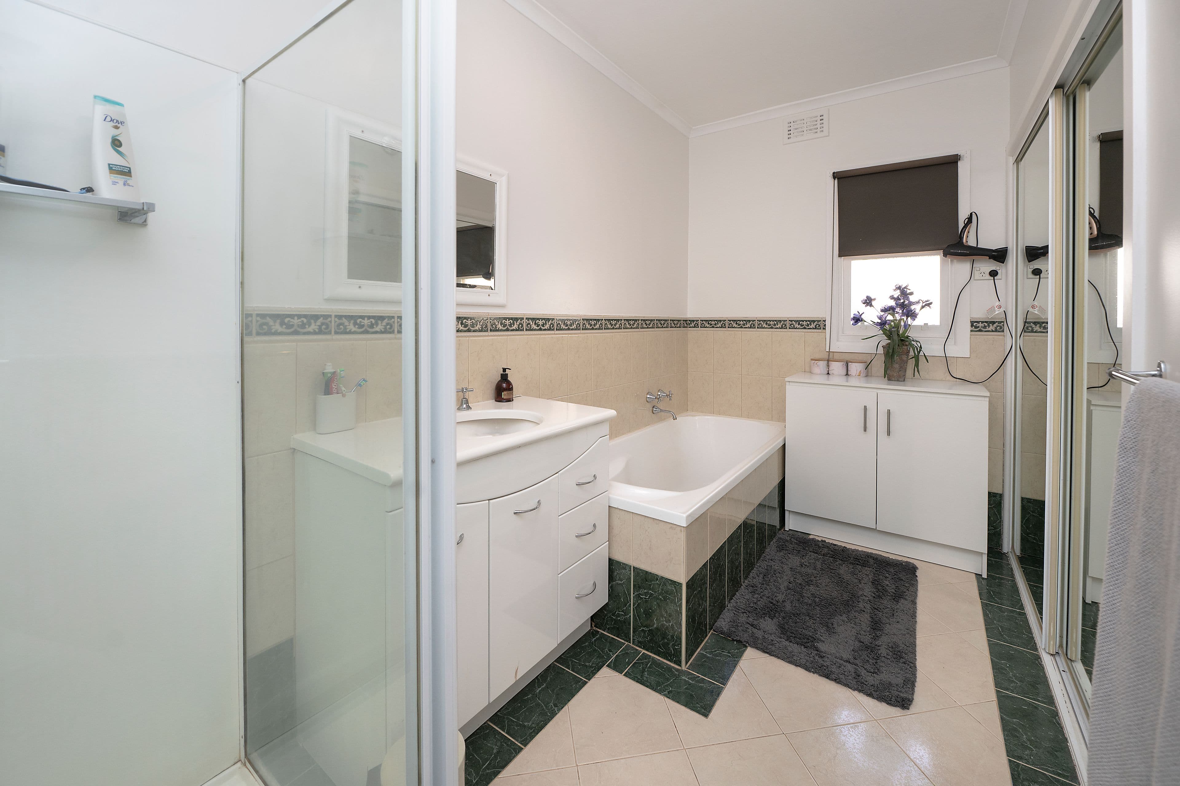 200 Stradbroke Avenue, Swan Hill VIC 3585, Swan Hill - Thumbnail 7
