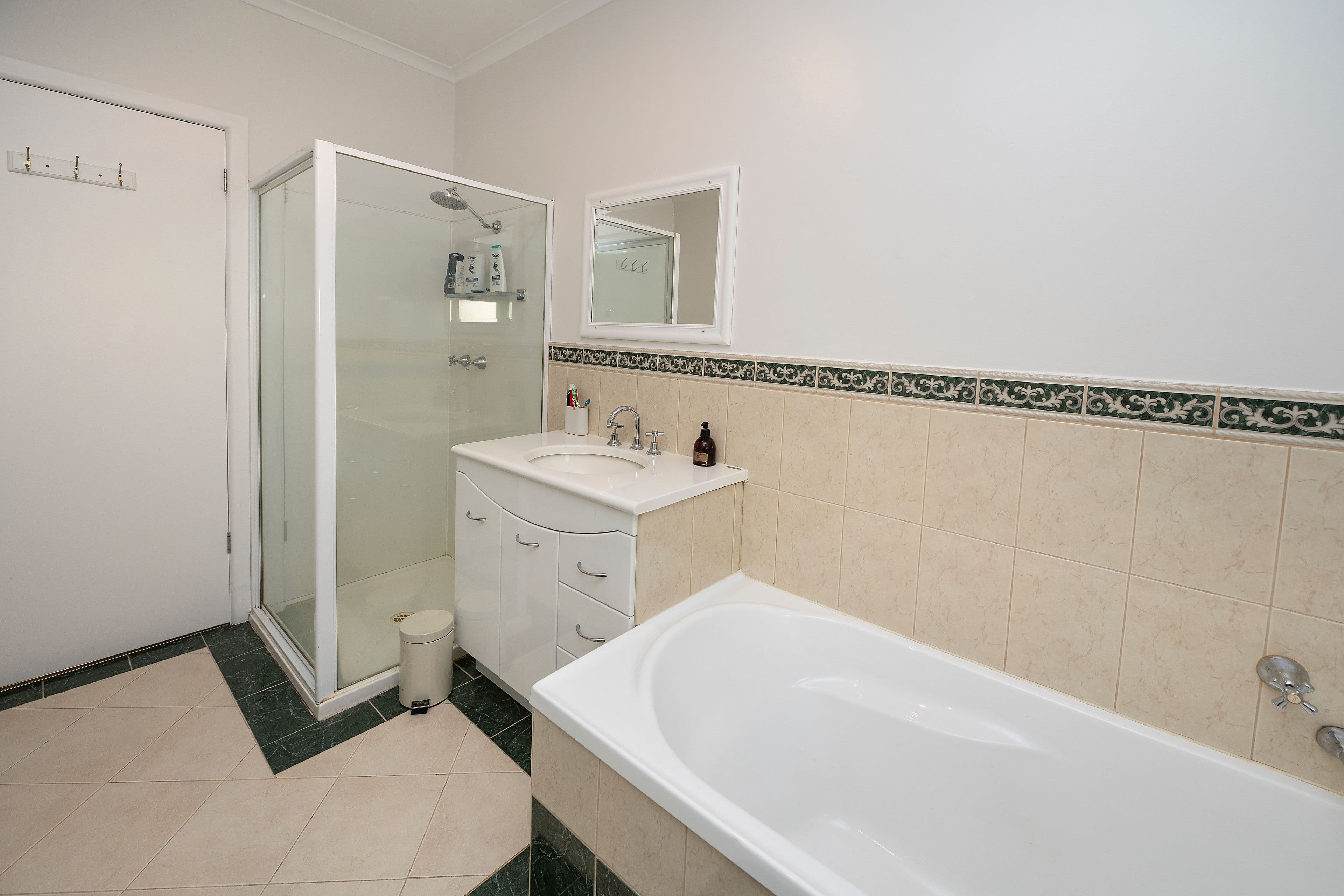 200 Stradbroke Avenue, Swan Hill VIC 3585, Swan Hill - Thumbnail 8