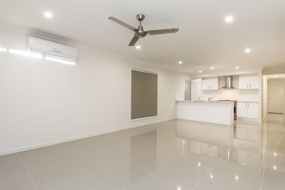 27 Haven Drive, Holmview QLD 4207, Holmview - Thumbnail 4