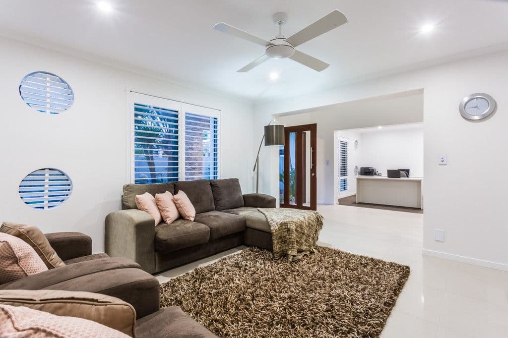 15 Bollard Circuit, Clear Island Waters QLD 4226, Clear Island Waters - Thumbnail 8