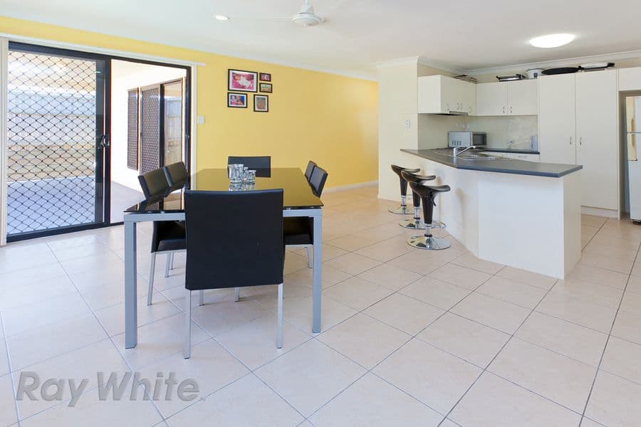 16 Creekside Drive, SPRINGFIELD LAKES QLD 4300, Springfield Lakes - Thumbnail 3