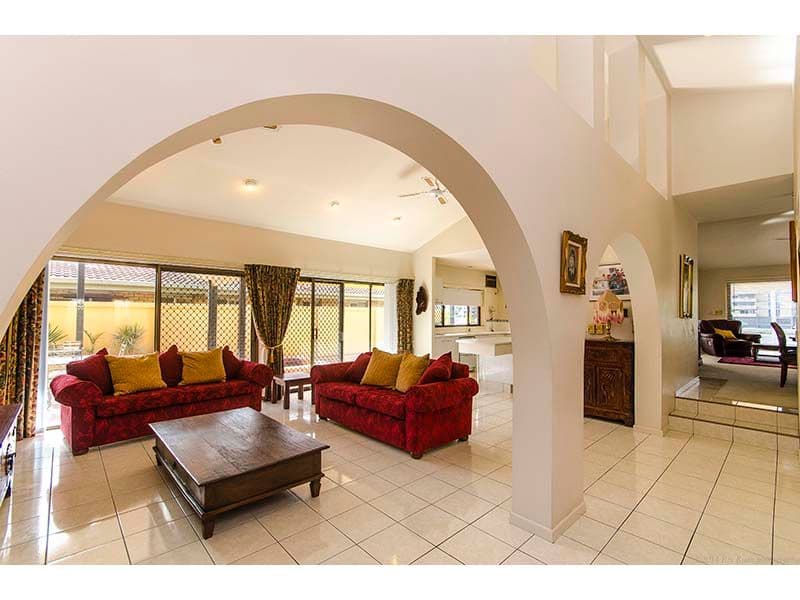 31 Stanhill Drive, CHEVRON ISLAND QLD 4217, Chevron Island - Thumbnail 6