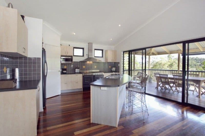 16 Saxonvale Place, THE GAP QLD 4061, The Gap - Thumbnail 2