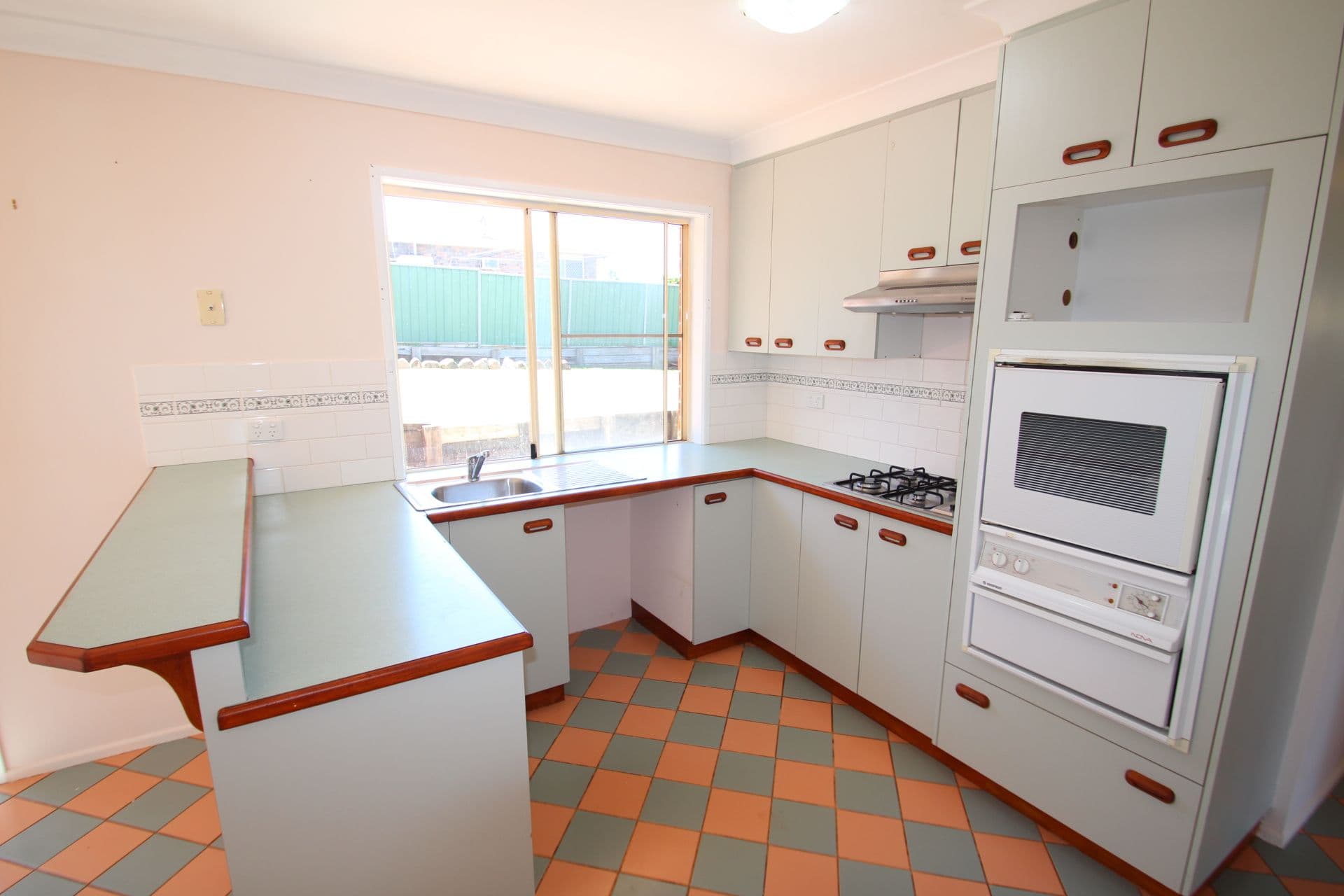 12 Lacebark Court, Glenvale QLD 4350, Glenvale - Thumbnail 4