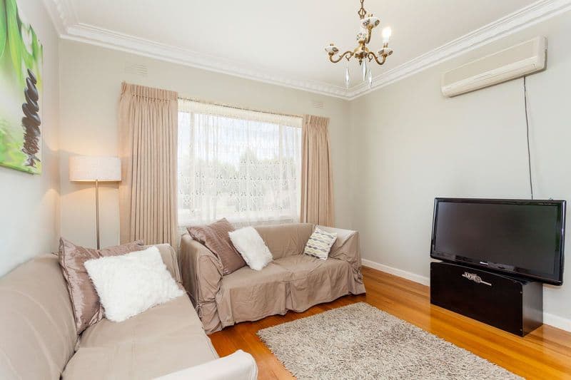 44 Deakin Street, BELL PARK VIC 3215, Bell Park - Thumbnail 2