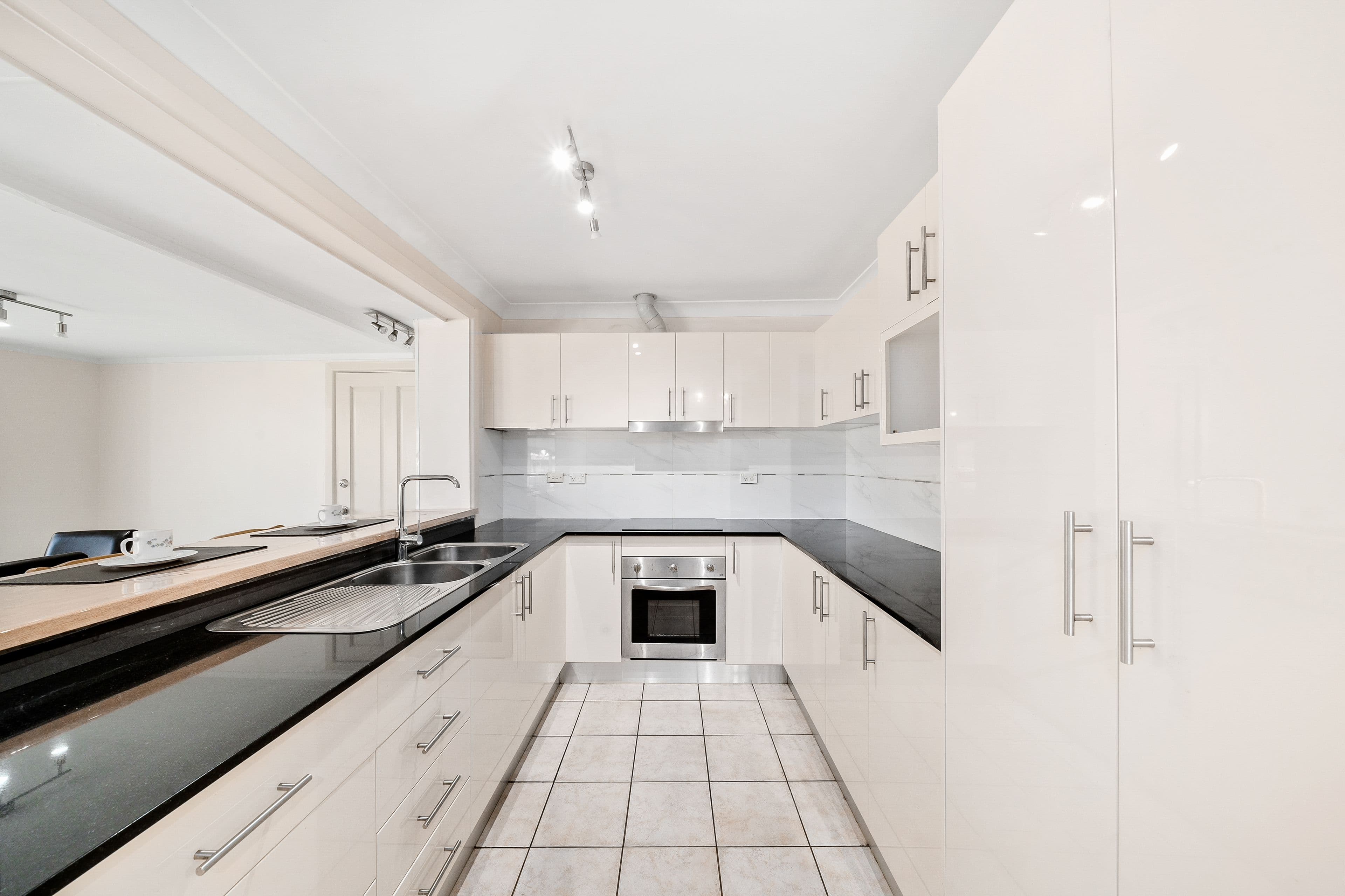 2 Hope Crescent, Bossley Park NSW 2176, Bossley Park - Thumbnail 2