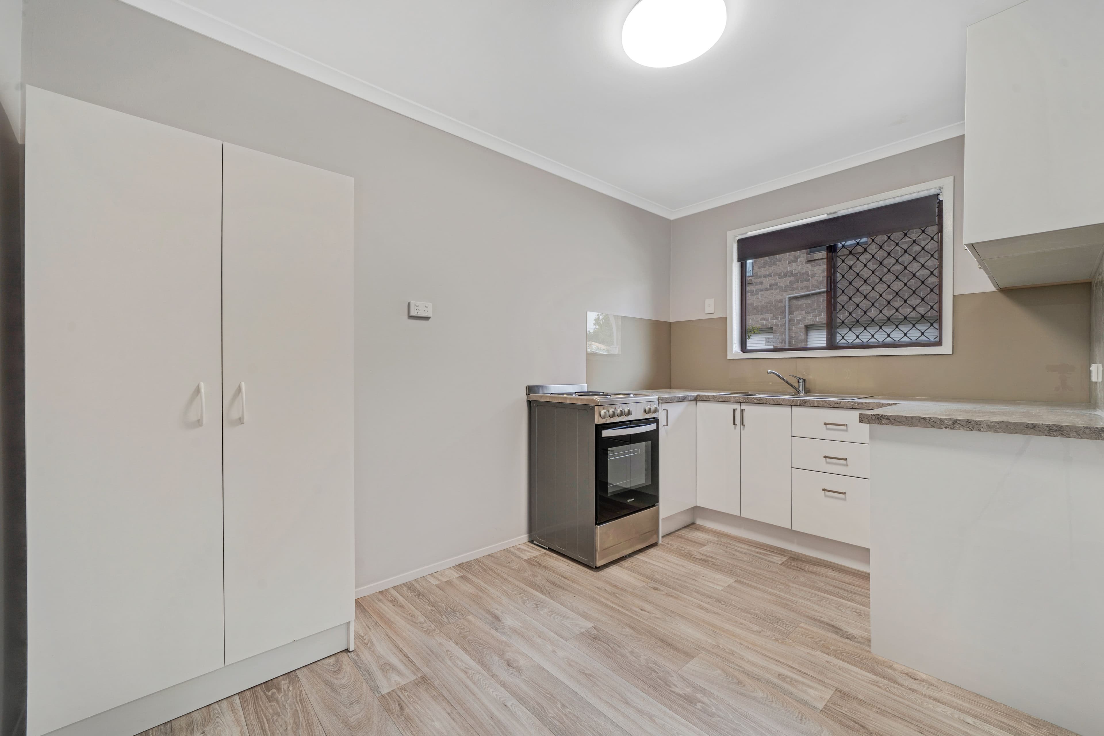 20 Cotswold Street, Mount Warren Park QLD 4207, Mount Warren Park - Thumbnail 5