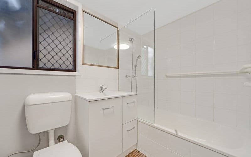20 Cotswold Street, Mount Warren Park QLD 4207, Mount Warren Park - Thumbnail 8