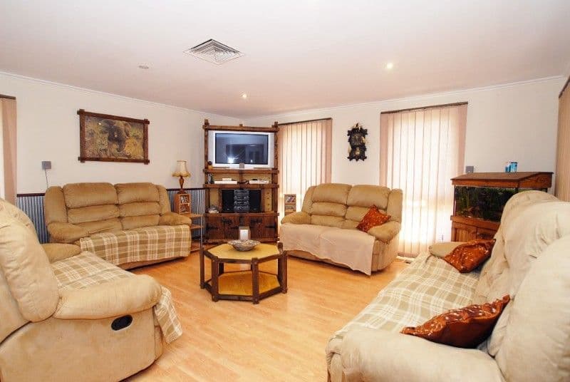 1106 Stud Road, ROWVILLE VIC 3178, Rowville - Thumbnail 4