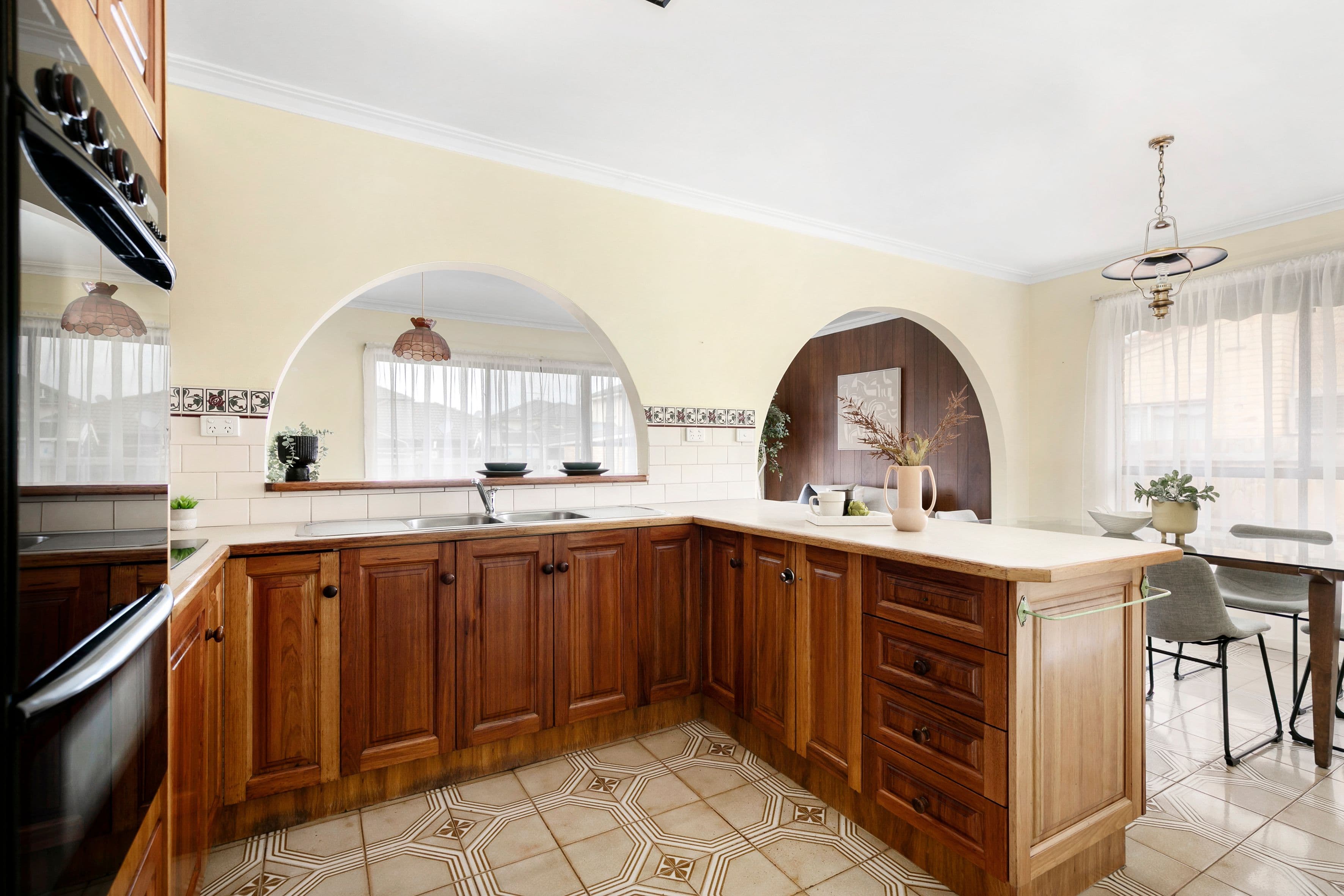 98 Tarana Avenue, Glenroy VIC 3046, Glenroy - Thumbnail 6