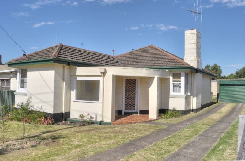 8 McKnight Street, WARRNAMBOOL VIC 3280, Warrnambool - Image 1