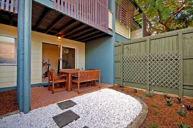 10 - 12   Wilkie Street, YEERONGPILLY QLD 4105, Yeerongpilly - Thumbnail 2