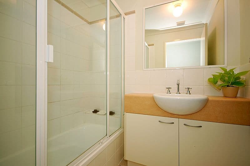 10 - 12   Wilkie Street, YEERONGPILLY QLD 4105, Yeerongpilly - Thumbnail 6