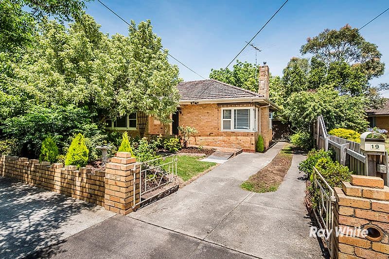 19 Katoomba Street, Hampton East VIC 3188, Hampton East - Image 1