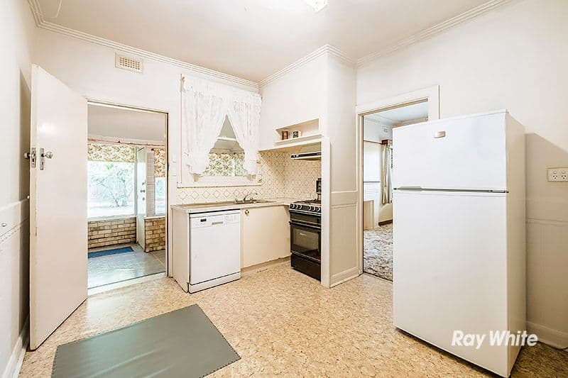 19 Katoomba Street, Hampton East VIC 3188, Hampton East - Thumbnail 3