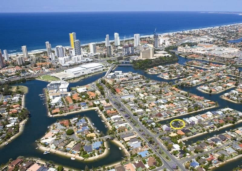6 Flamingo Key, BROADBEACH WATERS QLD 4218, Broadbeach Waters - Thumbnail 2