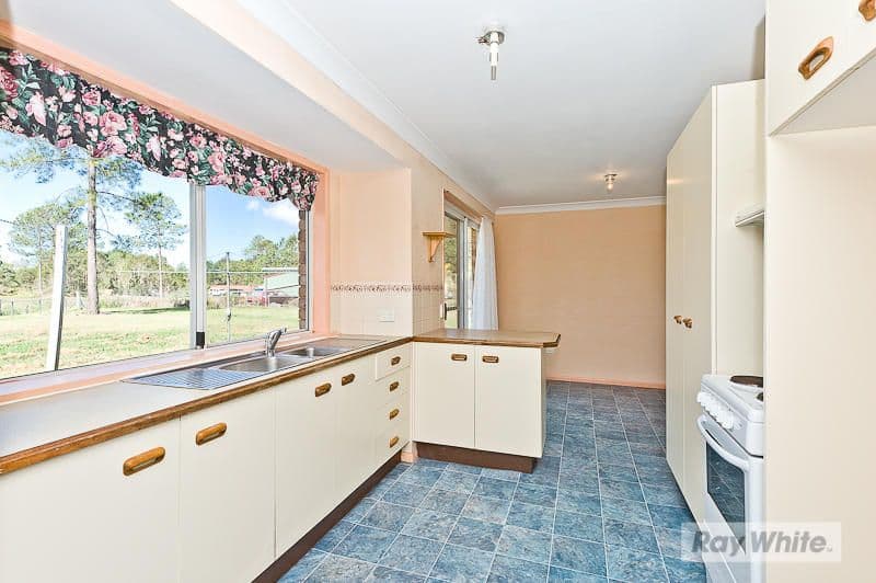 22 Goshawk Court, CABOOLTURE QLD 4510, Caboolture - Thumbnail 3