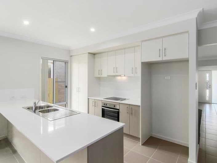 12 Learning Street, Coomera QLD 4209, Coomera - Thumbnail 3