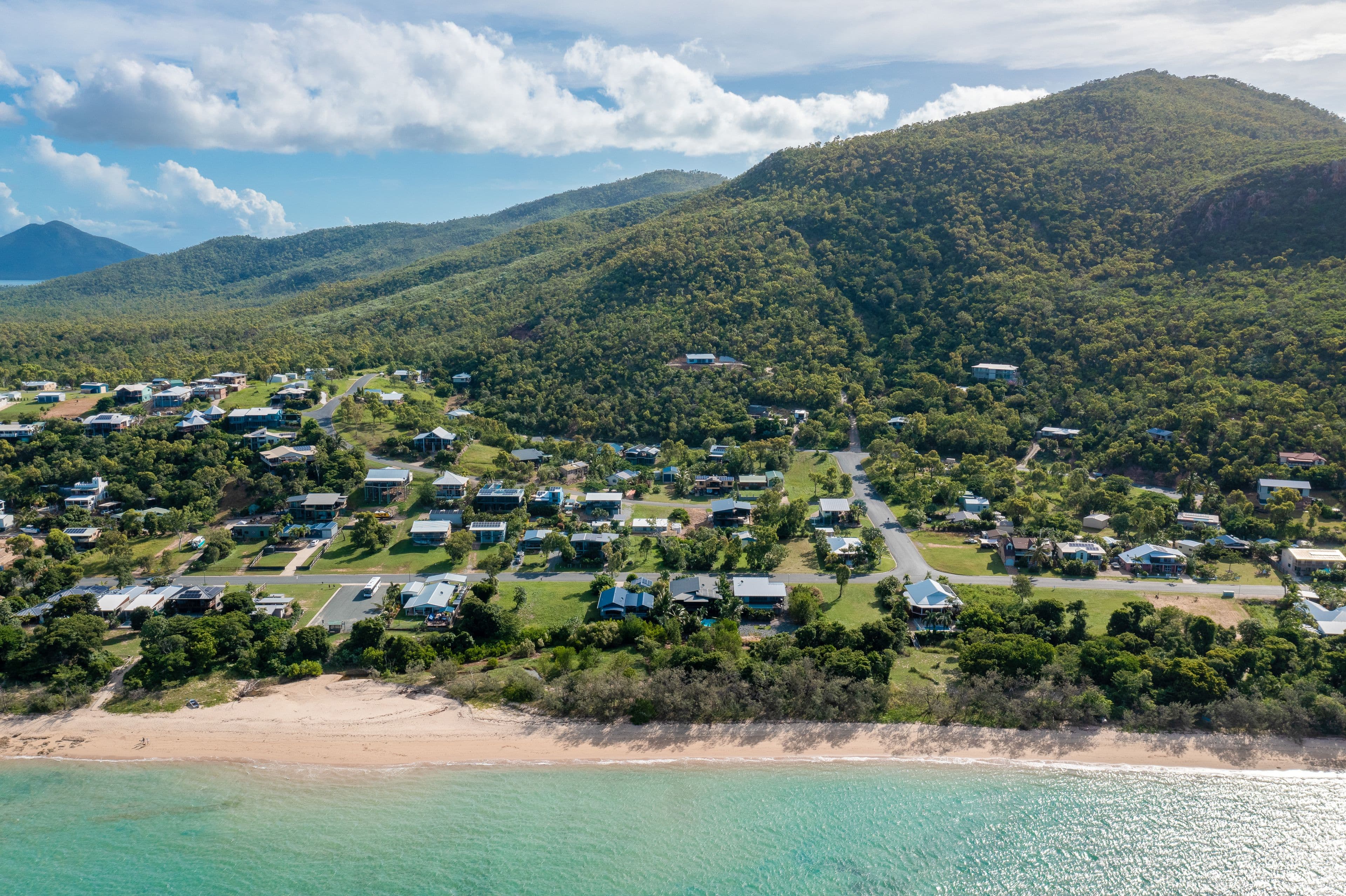 30 Rattray Avenue, Hideaway Bay QLD 4800, Hideaway Bay - Thumbnail 5