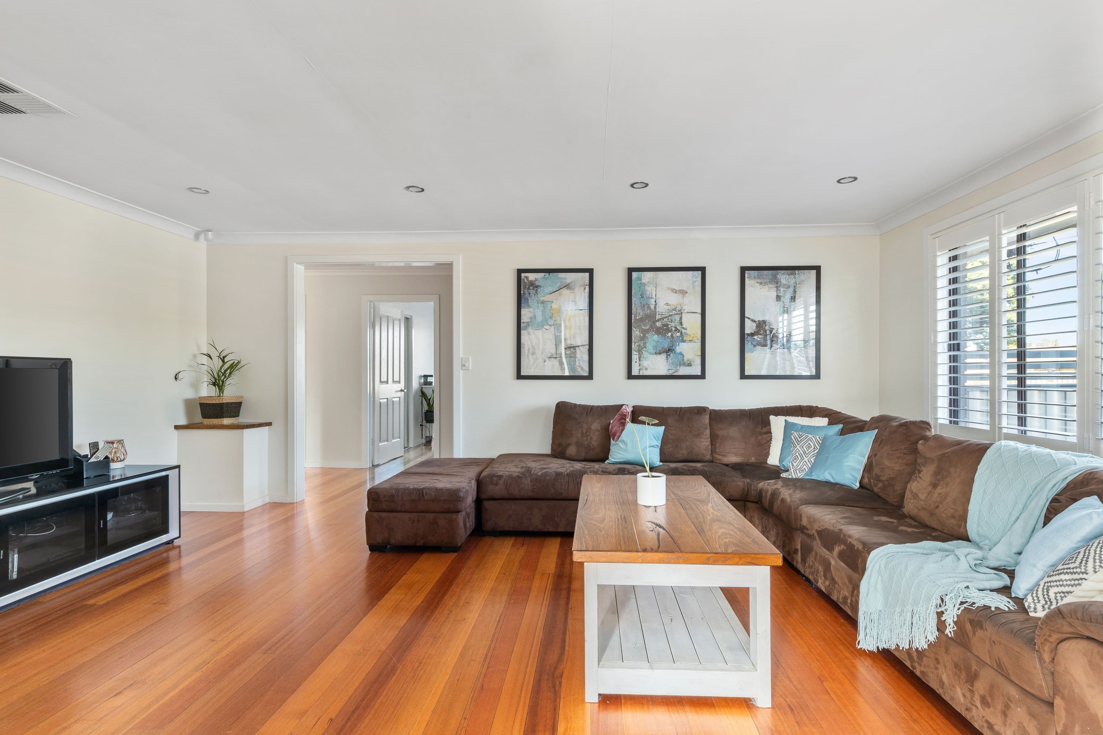 12 Scherman Drive, Altona Meadows VIC 3028, Altona Meadows - Thumbnail 3