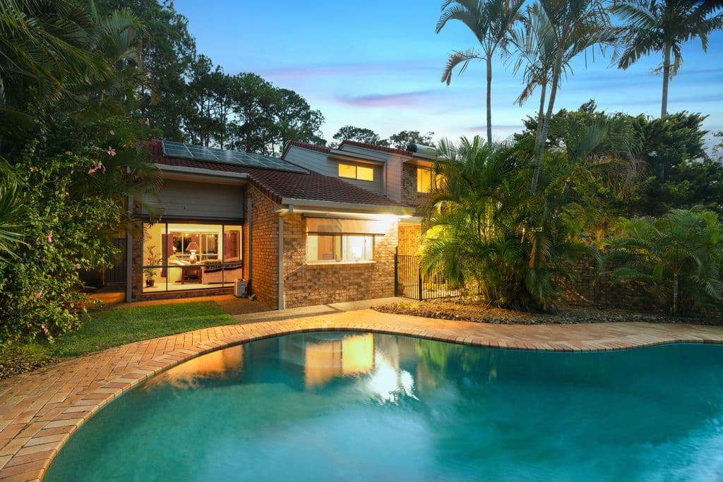 24 Foreshore Close, Elanora QLD 4221, Elanora - Thumbnail 3