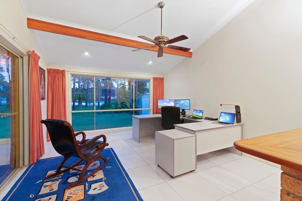 24 Foreshore Close, Elanora QLD 4221, Elanora - Thumbnail 7