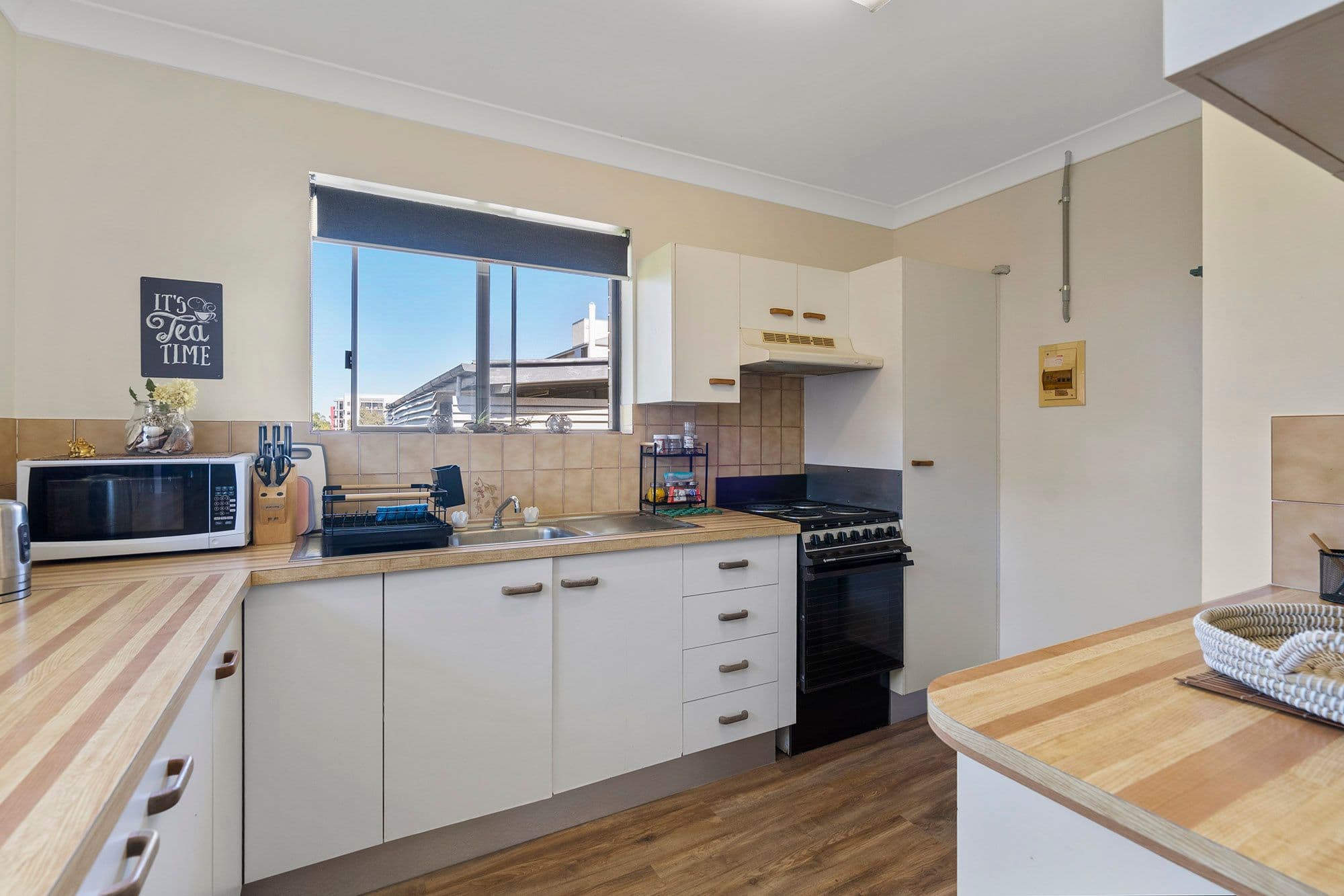 13 Meredith Street, Redcliffe QLD 4020, Redcliffe - Thumbnail 7