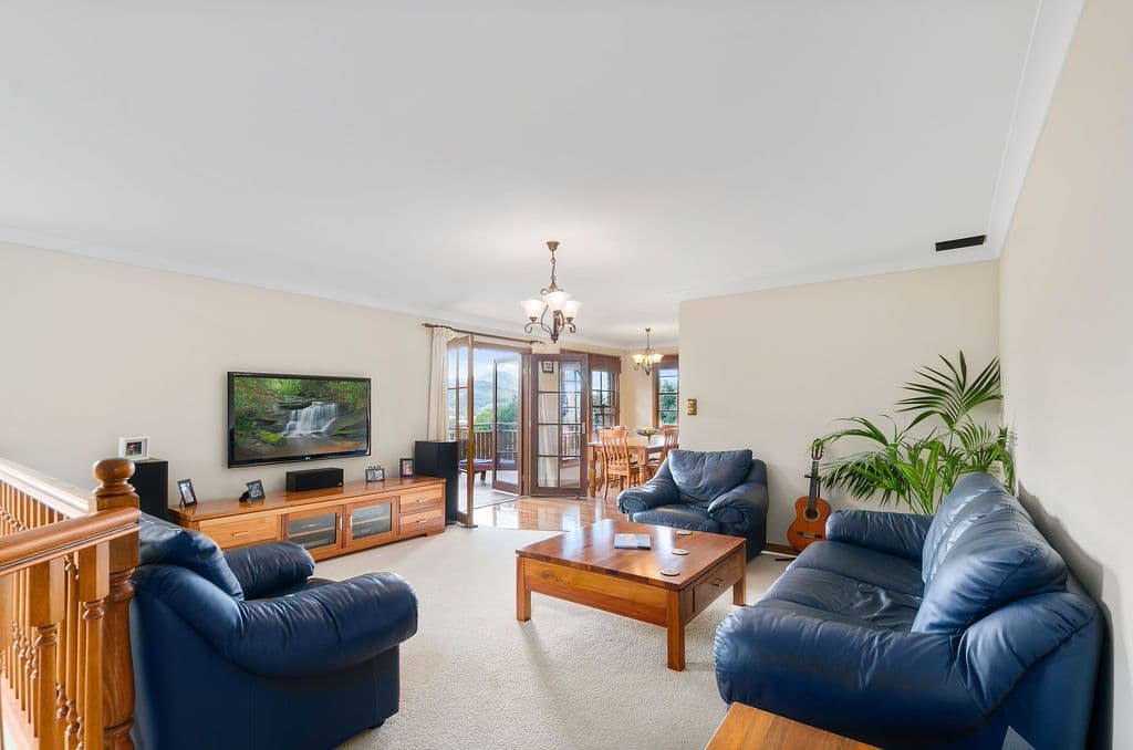 34 Taminga Crest, Cordeaux Heights - Thumbnail 2