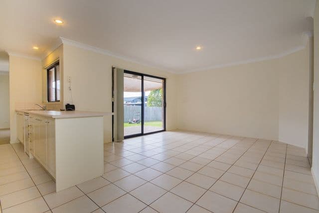 13 Ridgemont Street, UPPER COOMERA QLD 4209, Upper Coomera - Thumbnail 5