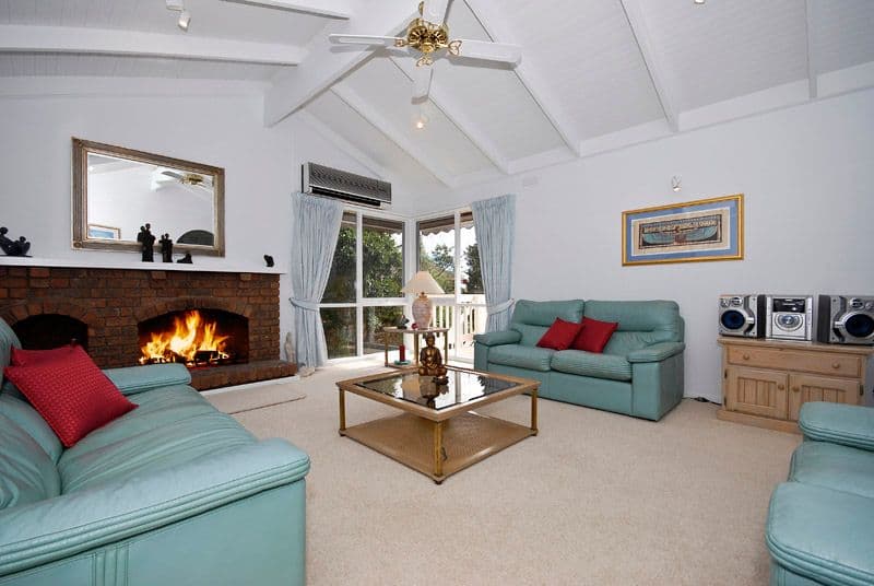 7 Five Crown Grove, DONCASTER EAST VIC 3109, Doncaster East - Thumbnail 2