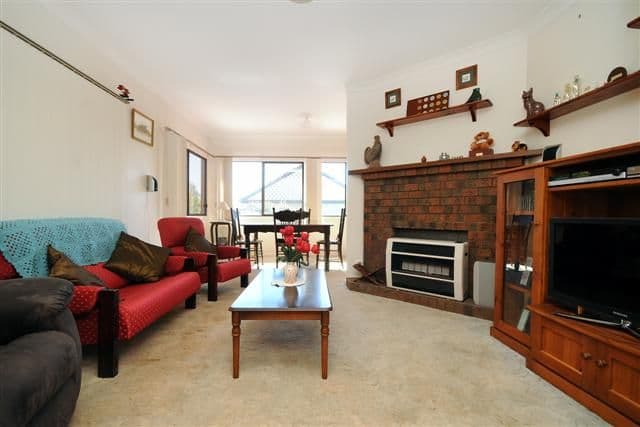 2 Lloyd Street, HARRISTOWN QLD 4350, Harristown - Thumbnail 3