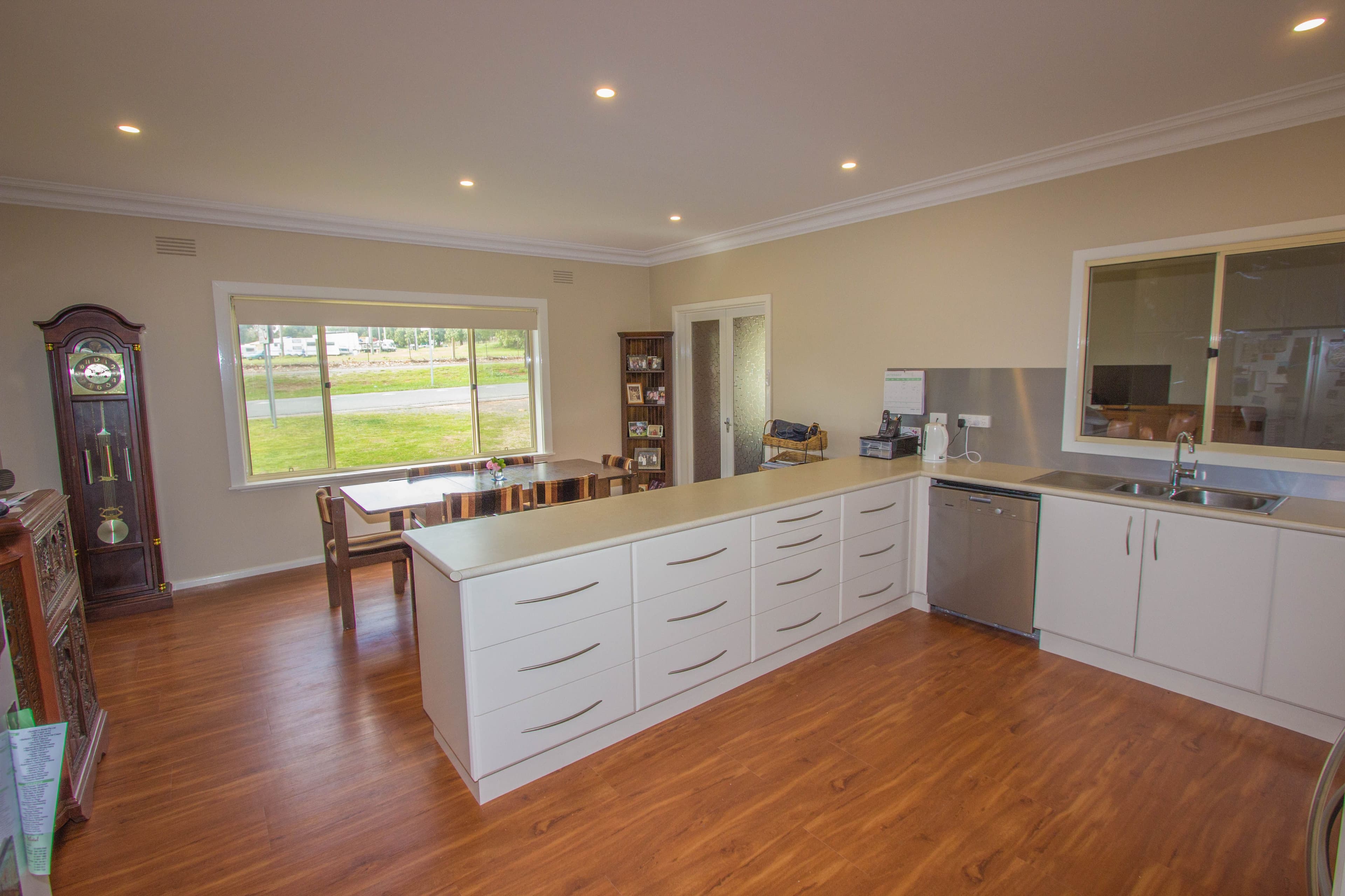 2 Riverine Street, Narrandera - Thumbnail 5